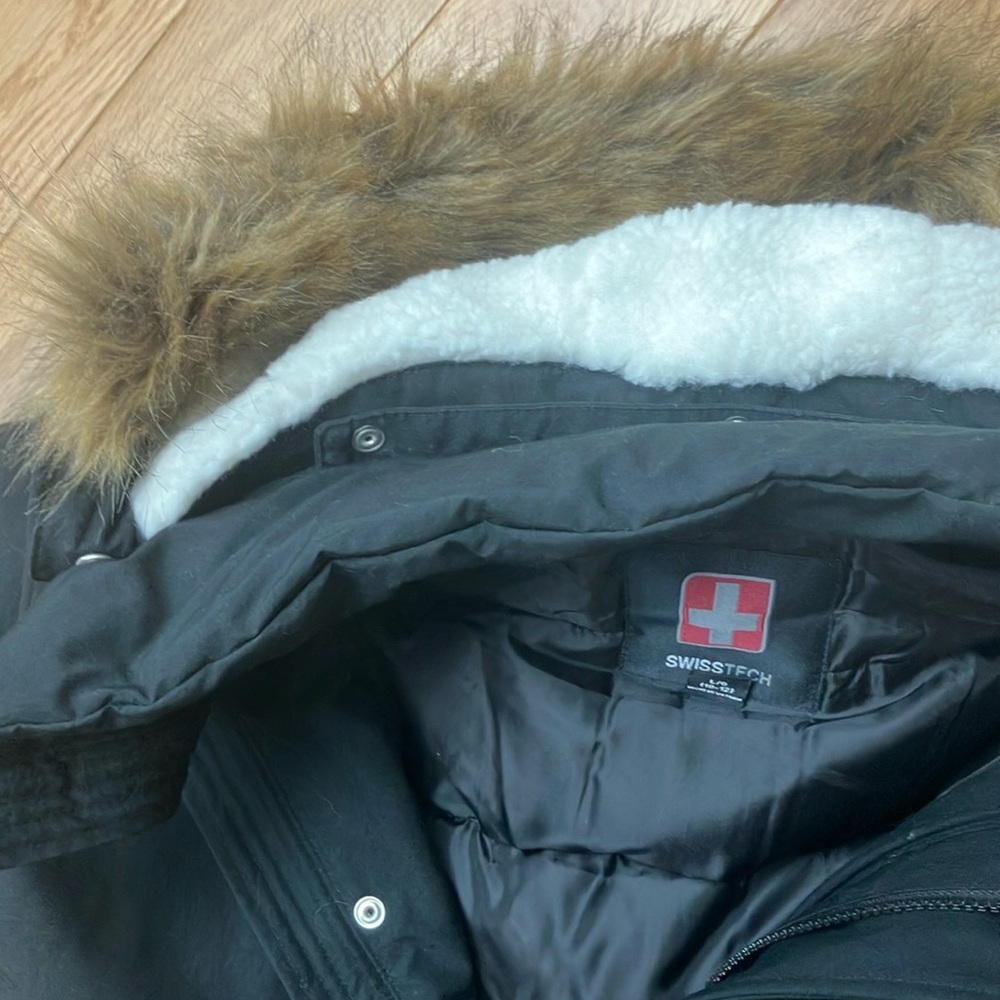 NWOT SwissTech kids coat size Large (10/12) - Picture 3 of 3